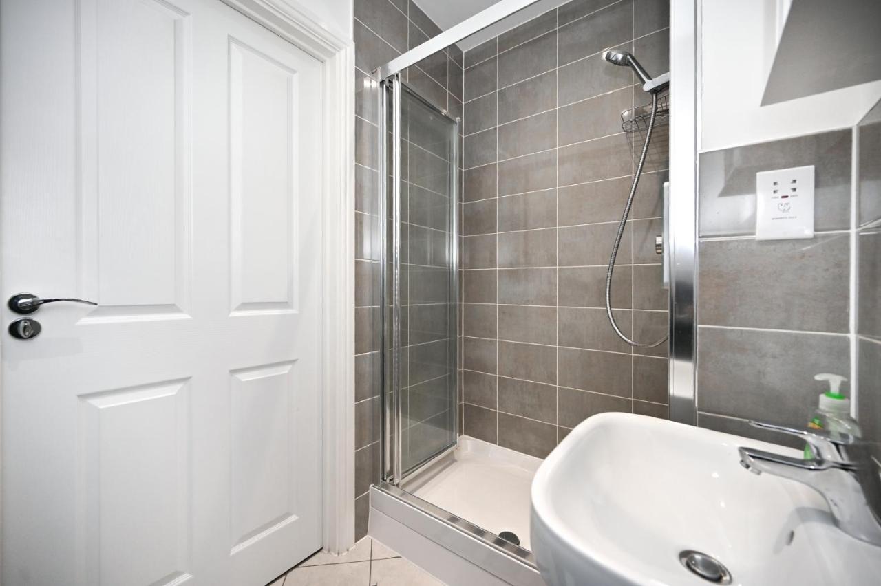 Luxury 2Bedroom - 2Bath - Prime Location - Patio Harrow on the Hill Esterno foto