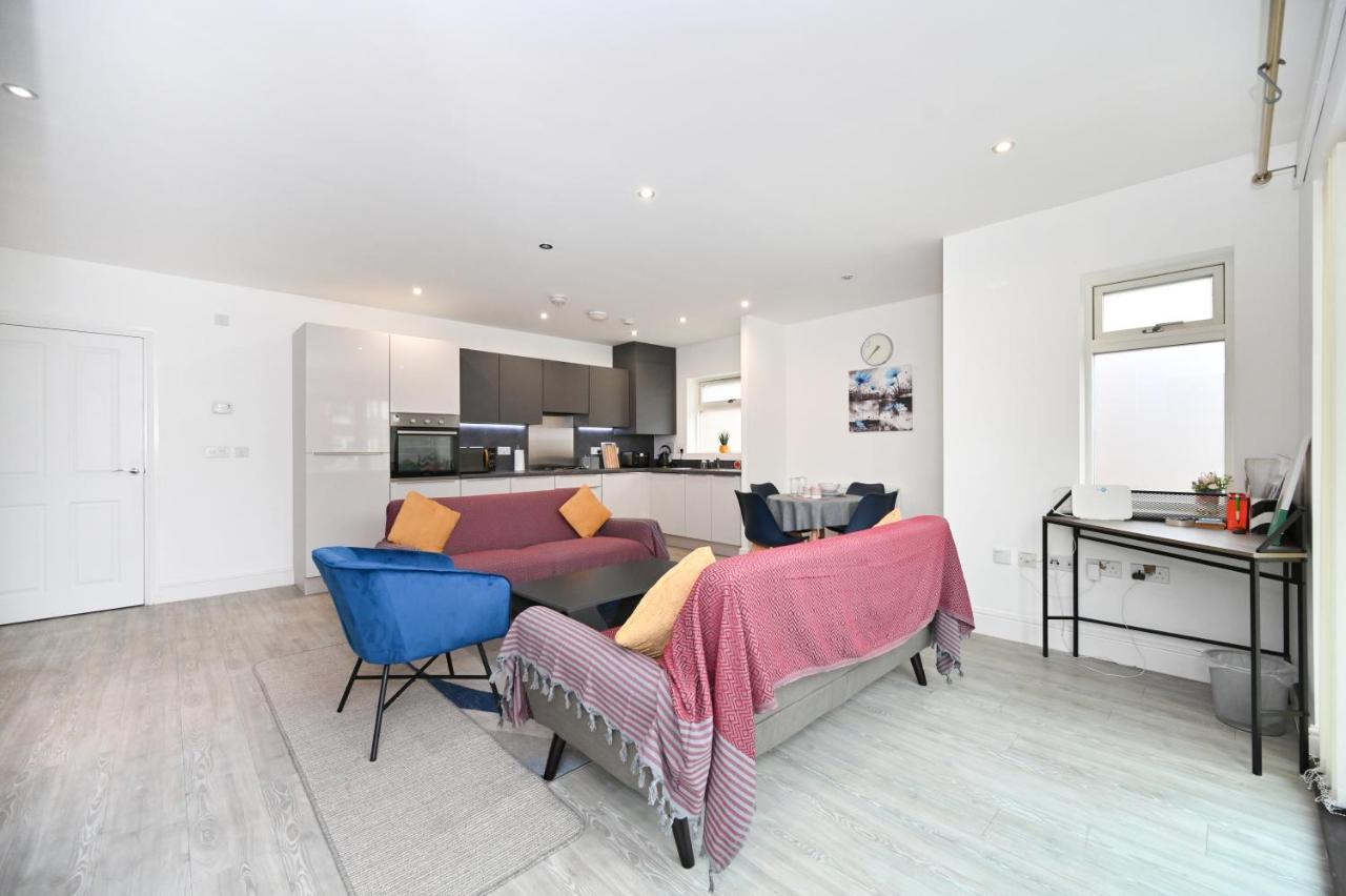 Luxury 2Bedroom - 2Bath - Prime Location - Patio Harrow on the Hill Esterno foto