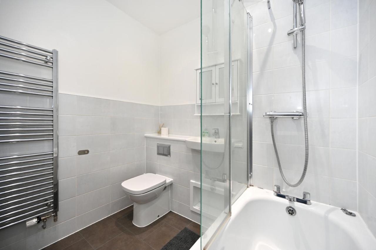 Luxury 2Bedroom - 2Bath - Prime Location - Patio Harrow on the Hill Esterno foto