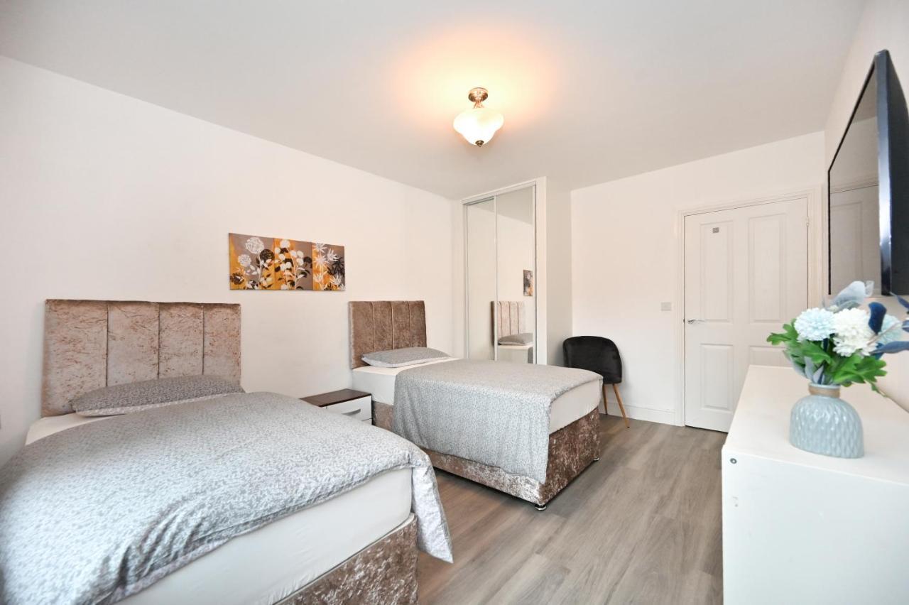 Luxury 2Bedroom - 2Bath - Prime Location - Patio Harrow on the Hill Esterno foto