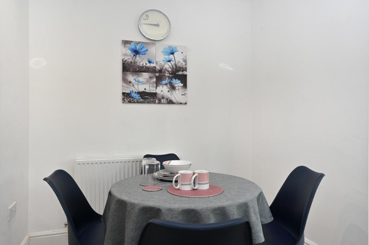 Luxury 2Bedroom - 2Bath - Prime Location - Patio Harrow on the Hill Esterno foto